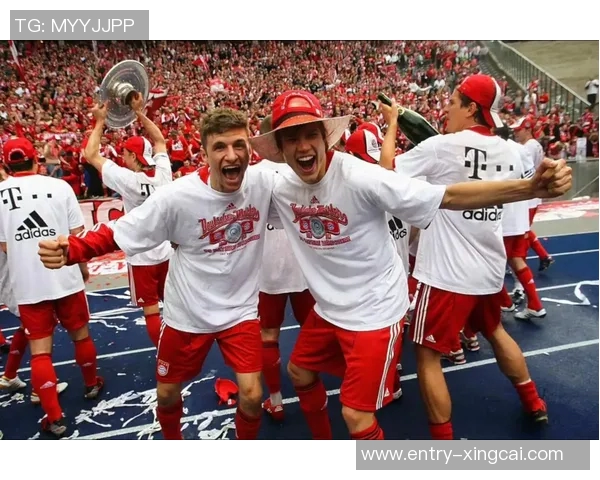 穆勒透露与拜仁保持联系已与高层探讨未来合作机会